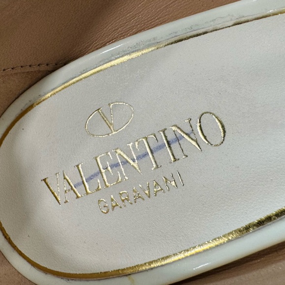 VALENTINO GARAVANI Off-White Tan-Go Platform Heels - Picture 16 of 16